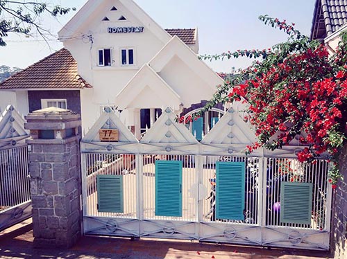 2 homestay đẹp nhất Đà Lạt với cách bố trí nhà tràn màu xanh hình ảnh 5 2 homestay dep nhat Da Lat voi cach bo tri nha tran mau xanh hinh anh 5