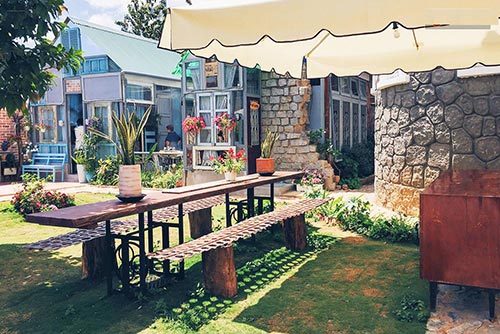 2 homestay đẹp nhất Đà Lạt với cách bố trí nhà tràn màu xanh hình ảnh 7 2 homestay dep nhat Da Lat voi cach bo tri nha tran mau xanh hinh anh 7