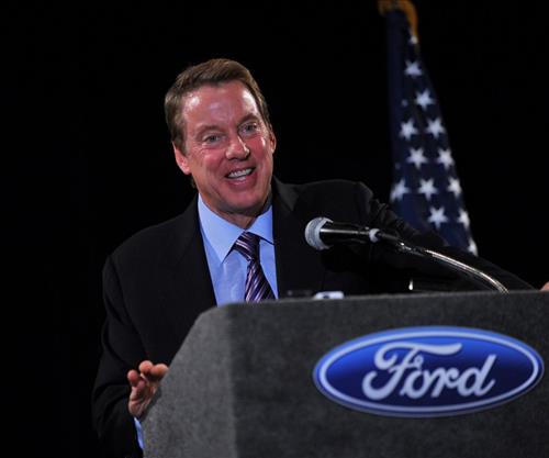 Bill Ford tim su sang tao nho thien dinh