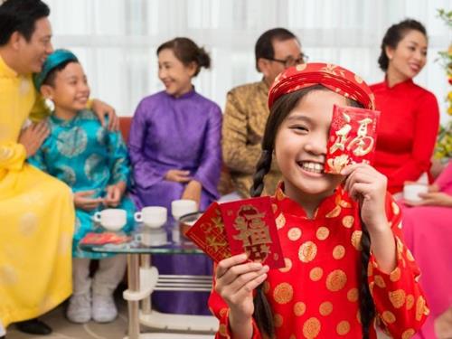 Bỏ phong tục lì xì ngày Tết Bo phong tuc li xi ngay Tet