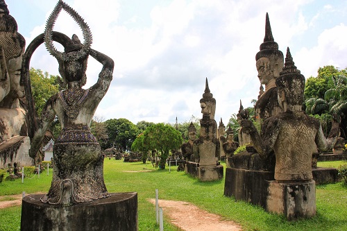 Ghé thăm vườn tượng Phật tại Lào Wat Xiengkuane hình ảnh Ghe tham vuon tuong Phat tai Lao Wat Xiengkuane hinh anh
