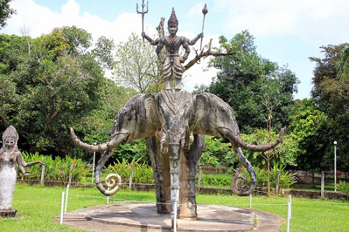 Ghé thăm vườn tượng Phật tại Lào Wat Xiengkuane hình ảnh Ghe tham vuon tuong Phat tai Lao Wat Xiengkuane hinh anh