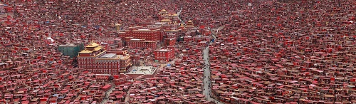 Ki vi thung lung do Phat giao Larung Gar truoc ngay bi pha do hinh anh 6