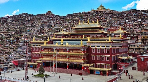 Ki vi thung lung do Phat giao Larung Gar truoc ngay bi pha do hinh anh 7