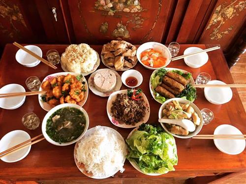 mam cung tat nien 2