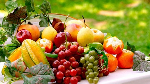 Mang tội bất kính vì bày đồ giả trên bàn thờ hình ảnh 2 Mang toi bat kinh vi bay do gia tren ban tho hinh anh 2