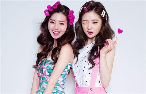 Tuoi Thin cung Xu Nu Hieu thang va song co trach nhiem