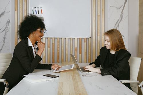 12 chòm sao thích kiểu nhân viên nào 12 chom sao thich kieu nhan vien nao