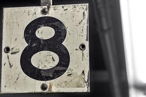 Đuôi số điện thoại là 8 Duoi so dien thoai la 8