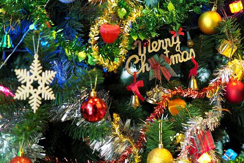 học cách trang trí cây thông noel theo phong thủy hoc cach trang tri cay thong noel theo phong thuy
