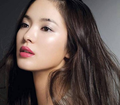 Tướng nốt ruồi vượng phu trên mặt vợ biết thành công của chồng hình ảnh 2 Tuong not ruoi vuong phu tren mat vo biet thanh cong cua chong hinh anh 2