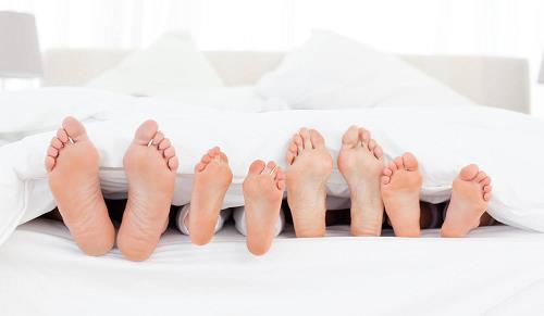 xem tướng bàn chân đoán vận tài lộc giàu nghèo xem tuong ban chan doan van tai loc giau ngheo