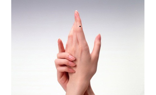 Ý nghĩa bất ngờ của những nốt ruồi trên ngón tay hình ảnh Y nghia bat ngo cua nhung not ruoi tren ngon tay hinh anh